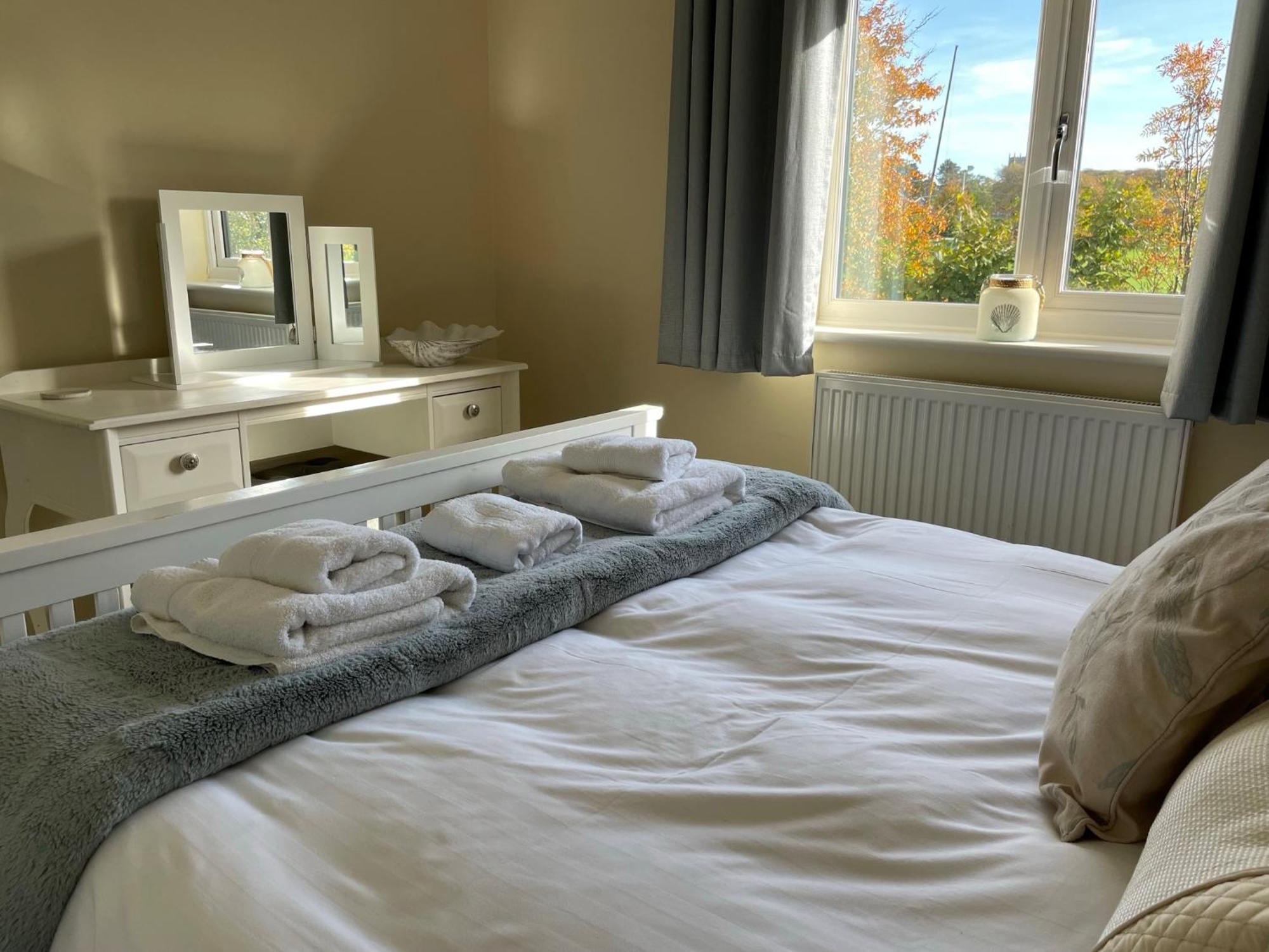 Saltkettle In Blakeney, Sleeping 12 In 5 Bedrooms Blakeney  Exteriér fotografie