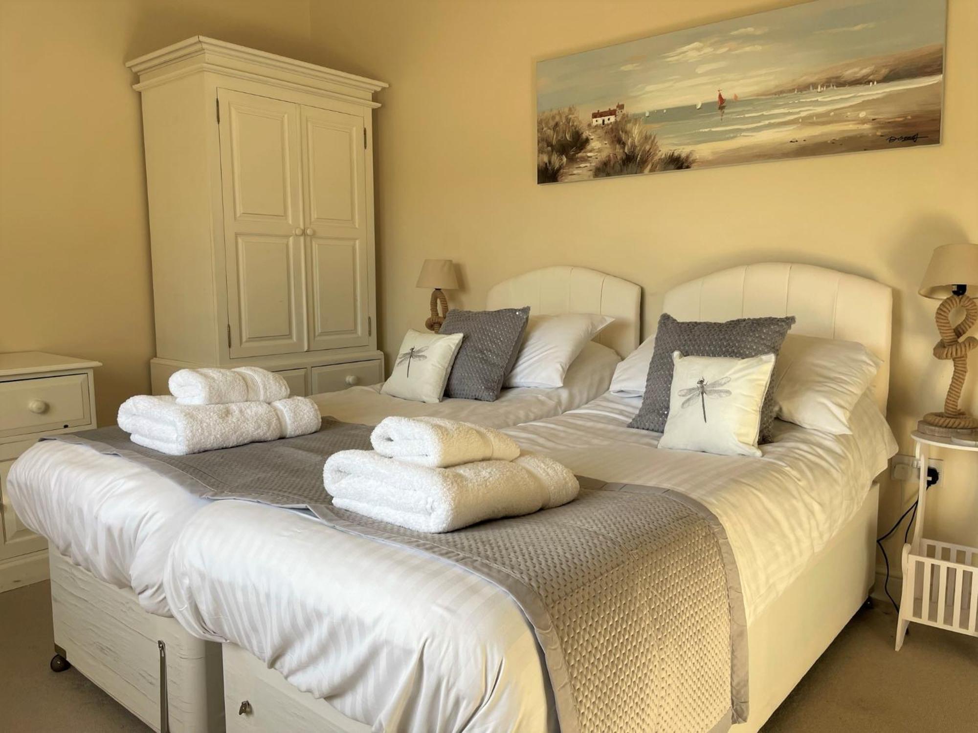 Saltkettle In Blakeney, Sleeping 12 In 5 Bedrooms Blakeney  Exteriér fotografie